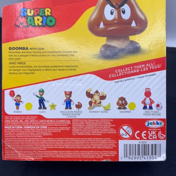 Super Mario: Goomba with Coin - 2.5" Figure Jakks - New in Package - Picture 2 of 2